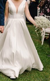 Saténové svadobné šaty - 6
