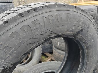 295/60 R22,5 Continental Conti EcoPlus HD3 - 6
