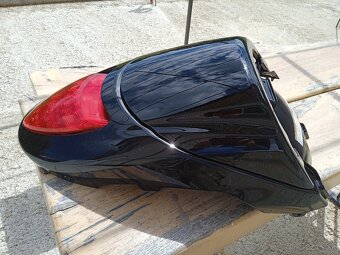 Predám diely na Suzuki VZR 1800 - 6