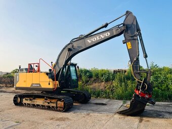 Pásové rypadlo Volvo EC220EL - 6