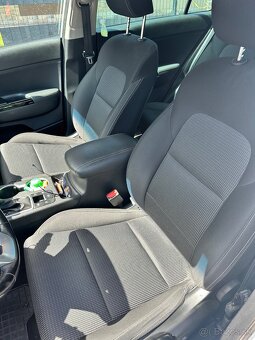 KIA sportage 1.6 CRDI - 6