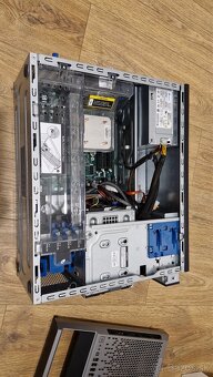 HP ProLiant Server Intel Xeon/32GB RAM - 6