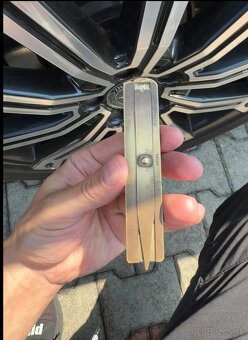8,5j x 20H2 ET56 (Mercedes w164) - 6