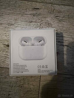 Apple AirPods PRO - 6