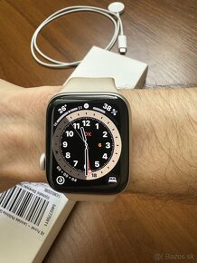 Apple Watch SE 2gen 44 mm white , 90% - 6