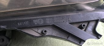 Opel Astra H xenon Hella - 6