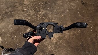 A4 B7 podvolantový krúžok páčky - 6