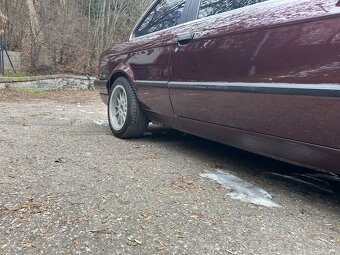 Prodam Bmw e30 kupe 320i - 6