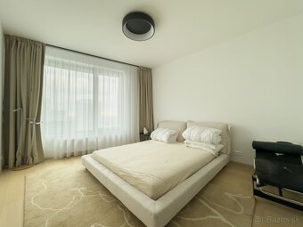 Prenájom 3 izbového bytu SKY PARK 81 m2, 2x parking - 6