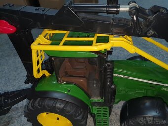 Bruder John Deere - 6