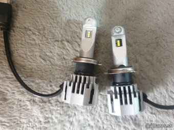 Predam nove led ziarovky H1,H4 H7,H8,H9,H11,H15,H16 HB3,HB4 - 6