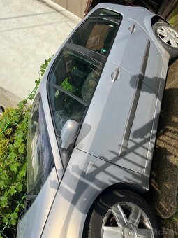 Predám Renault Scenic - 6