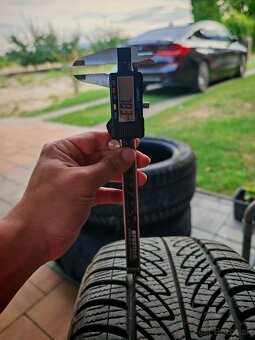 225/45 R17 Goodyear Ultragrip 8 performance - 6