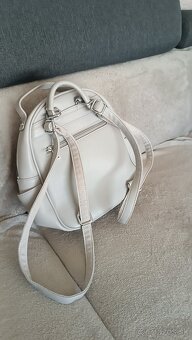 Dámsky plecniak novy - 6