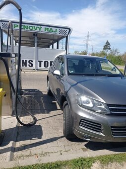 TOUAREG 3,0 - 6