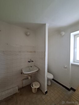 🏠 Na predaj: 1,5-izbový byt v centre mesta Snina - 6