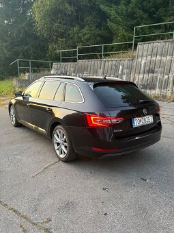 ŠKODA SUPERB 2.0 TDI DSG 2016 - 6