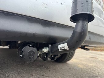 Volkswagen Sharan 4motion 1.9tdi 7 miestny - 6