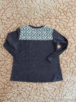 Fialový pulóver - 6