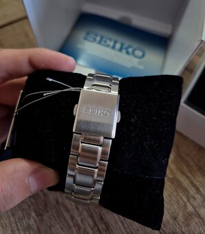 Seiko Kinetic World Time SUN067P1 - 6