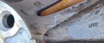 alu kolesá  SUZUKI   R19 - 6