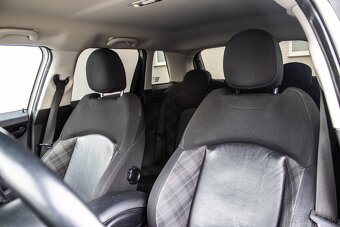 Mini Cooper 1.5D 85kW, 5d, AT/8 - 6