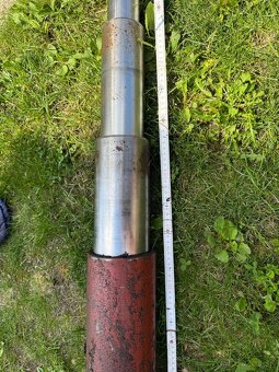 Predám hydraulicky piest zo 7t vlečky - 6