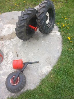 Rotavator s vlečkou a príslušenstvom - 6