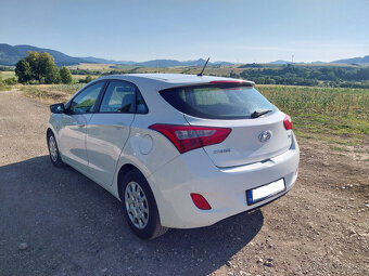 Hyundai i30 1.4i - 6