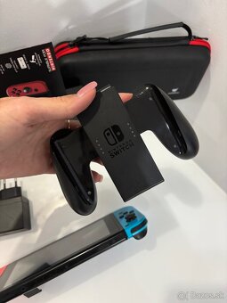 Nintendo Switch 1 s príslušenstvom - TOP stav - 6