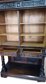 Starožitný nabytok - 6