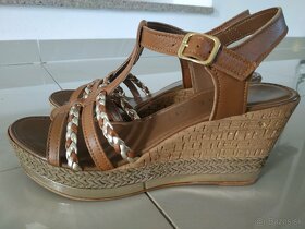 Hnedé kožené sandále - 6