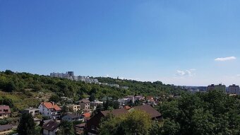 Príjemný 1i. byt 38m, loggia, pivnica, Karloveská ul., 4/7p. - 6