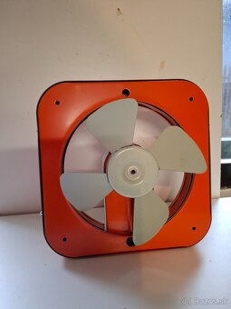 Nástenný ventilátor Vena 200 - 6