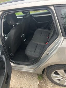 Škoda Octavia 1.5 TSI - 6