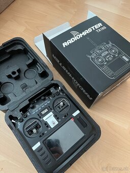 Radiomaster TX16S ovládač na dron - 6