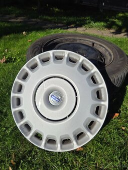 Plechové disky + zimné pneu 215/55 R16 - Volvo, Ford - 6