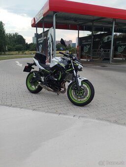 Kawasaki Z650 - 6