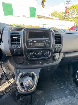Predám Renault trafic 1.6 dci 92kw 9 miestne - 6