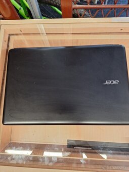 Acer Aspire E1 Z5WE3 Pentium/4GB/500GB - 6