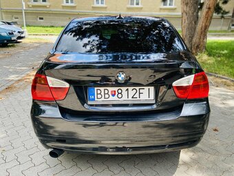 BMW E 90 318d - 6