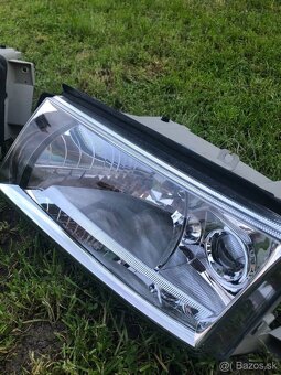 Nové svetlá aj smerovky na Škoda Octavia 1 - 6