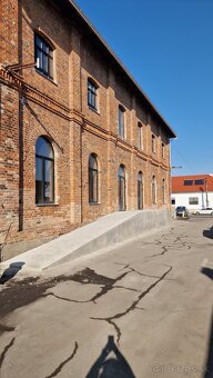 Prenájom exkluzivny 1 izb. Loftový byt. Lucenec, centrum - 6