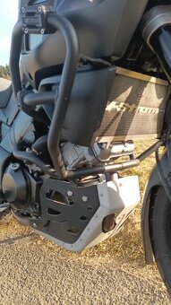 Suzuki V-Strom DL 1000 XT - 6