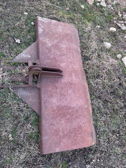 Nový približovací štít na traktor - 6