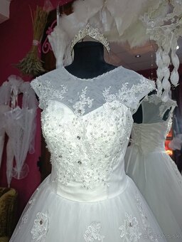 Nádherné svadobné šaty - 6