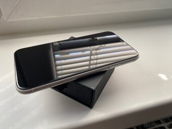 iPhone XR 64Gb Top Stav - 6