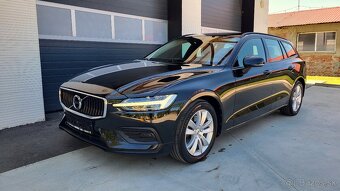 Volvo V60 B4 Momentum A/T - 6
