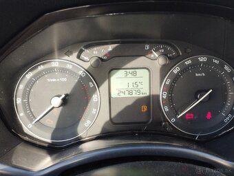 Škoda Octavia II Combi 2,0TDI 103kw 6 kvalt - 6