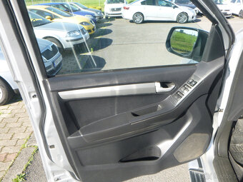 Isuzu DMax Twin turbo 2.5 Tdi 120 kw 2013 - 6